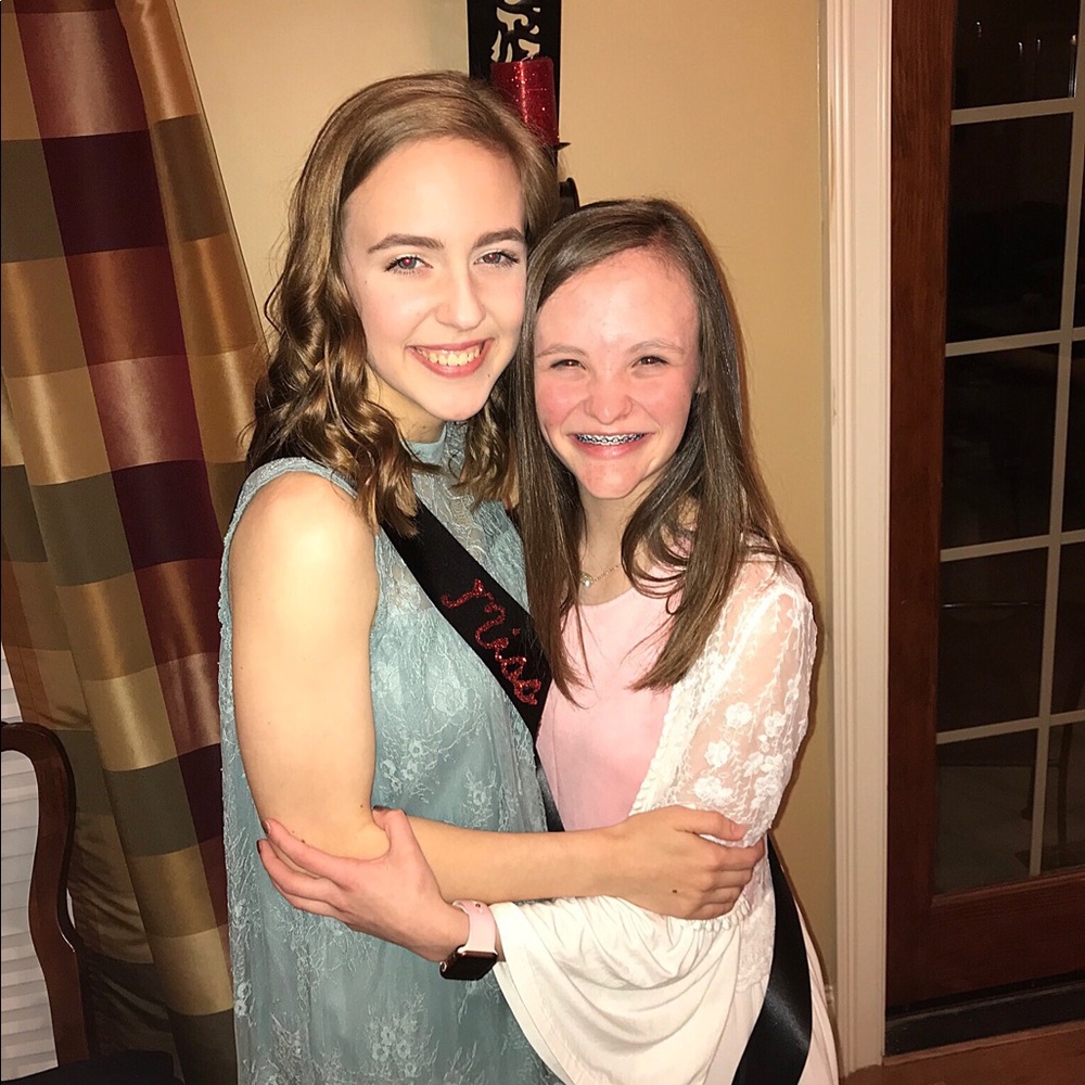 Meet your Posher, Abigail